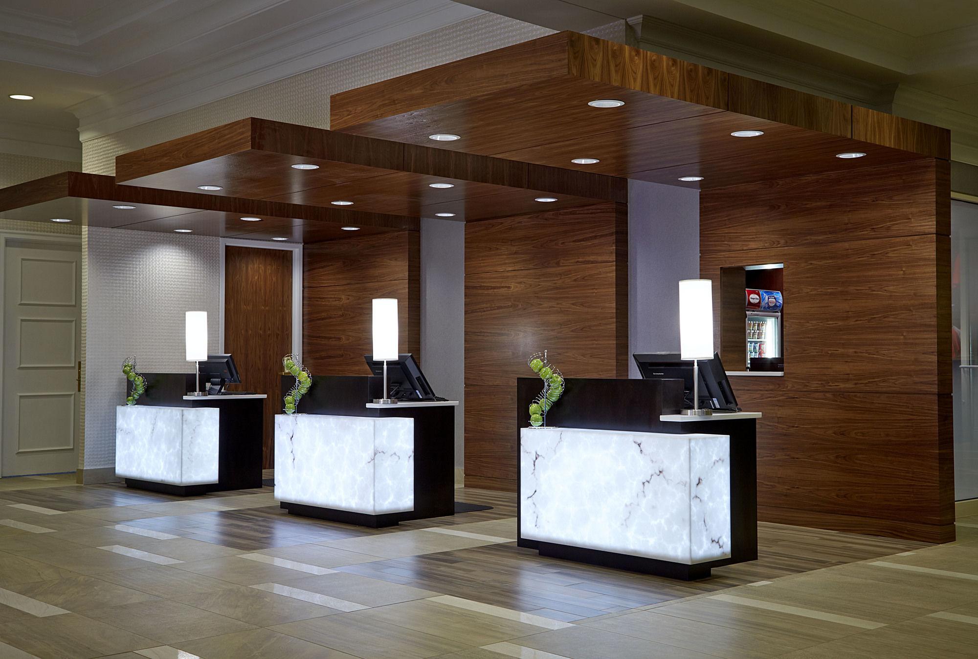Hotel Milwaukee Marriott West à Waukesha Extérieur photo