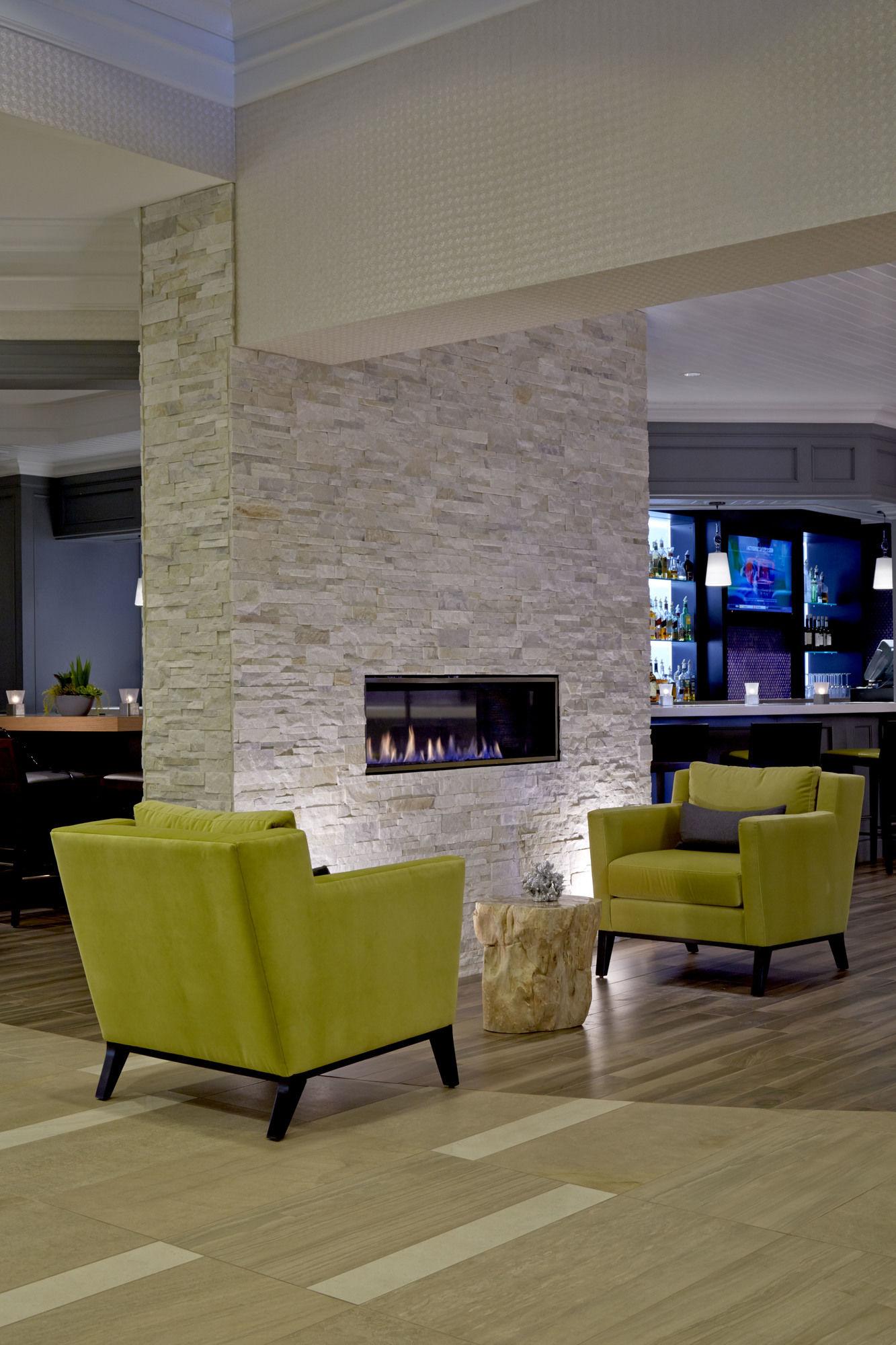 Hotel Milwaukee Marriott West à Waukesha Extérieur photo