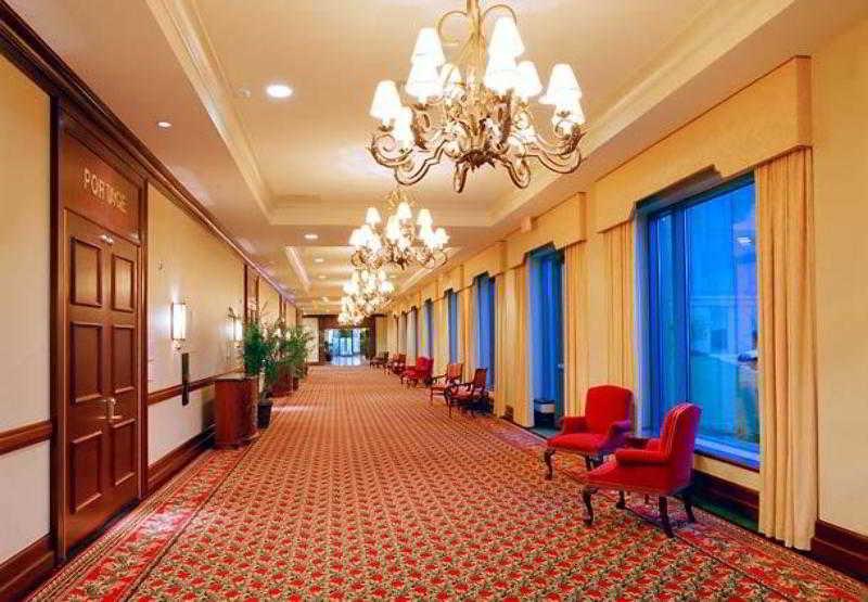 Hotel Milwaukee Marriott West à Waukesha Extérieur photo
