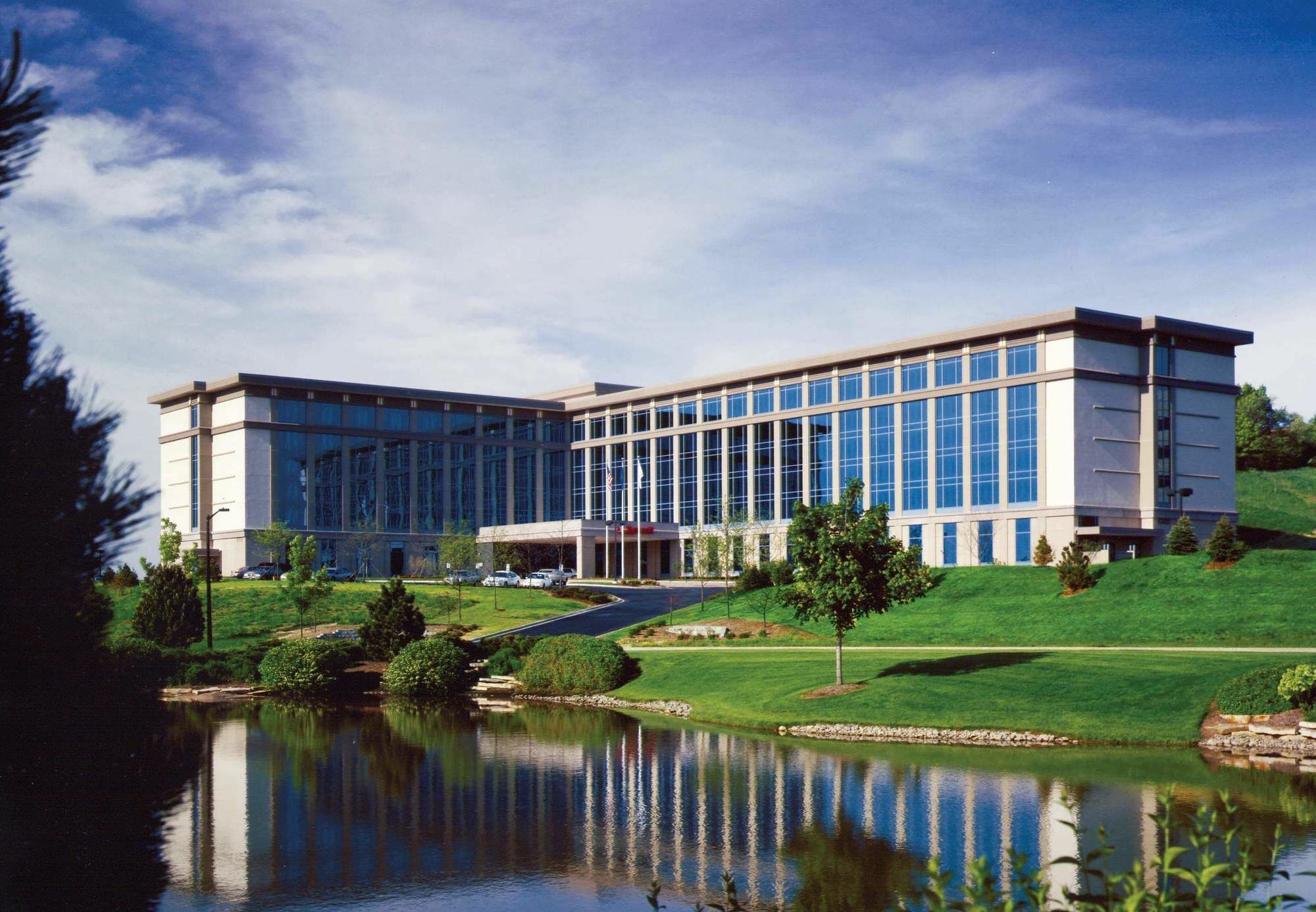 Hotel Milwaukee Marriott West à Waukesha Extérieur photo