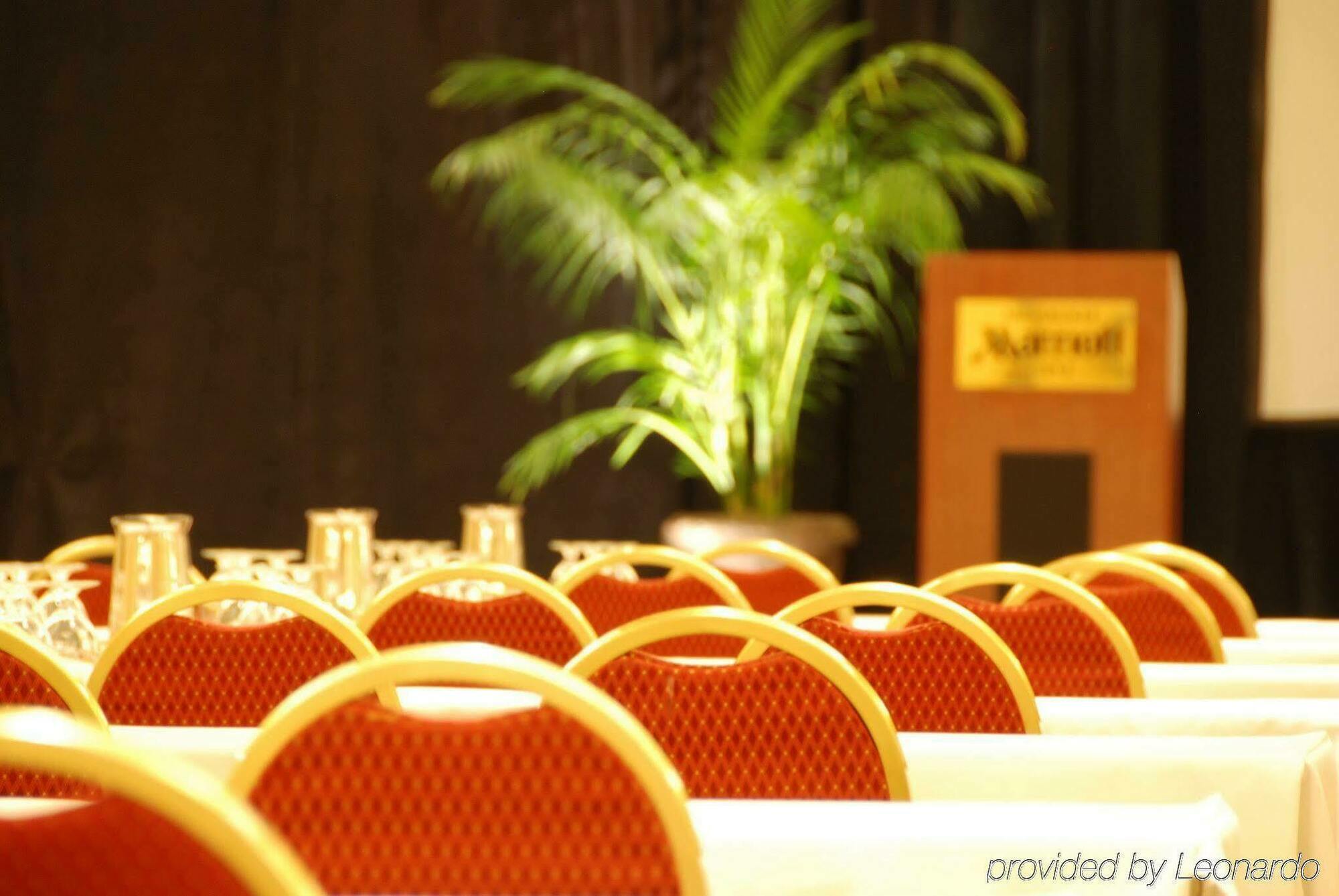 Hotel Milwaukee Marriott West à Waukesha Extérieur photo